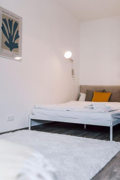 Mitten Im Zentrum Mit 24H Check-In 基尔 外观 照片