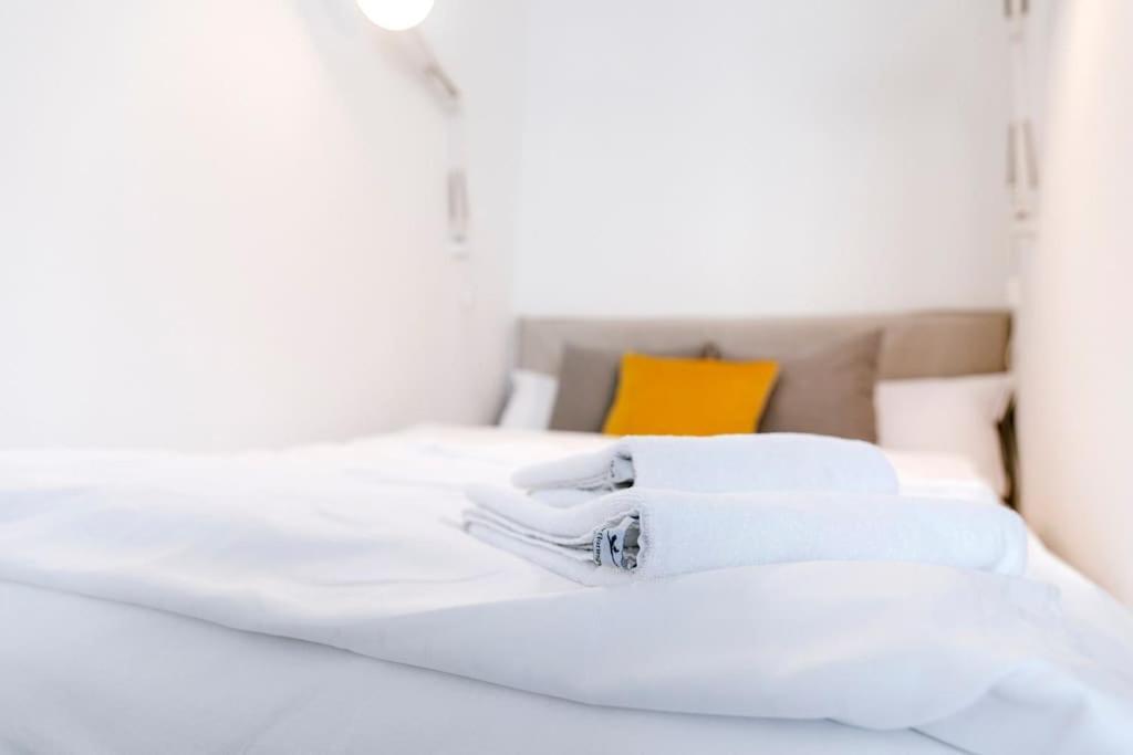 Mitten Im Zentrum Mit 24H Check-In 基尔 外观 照片