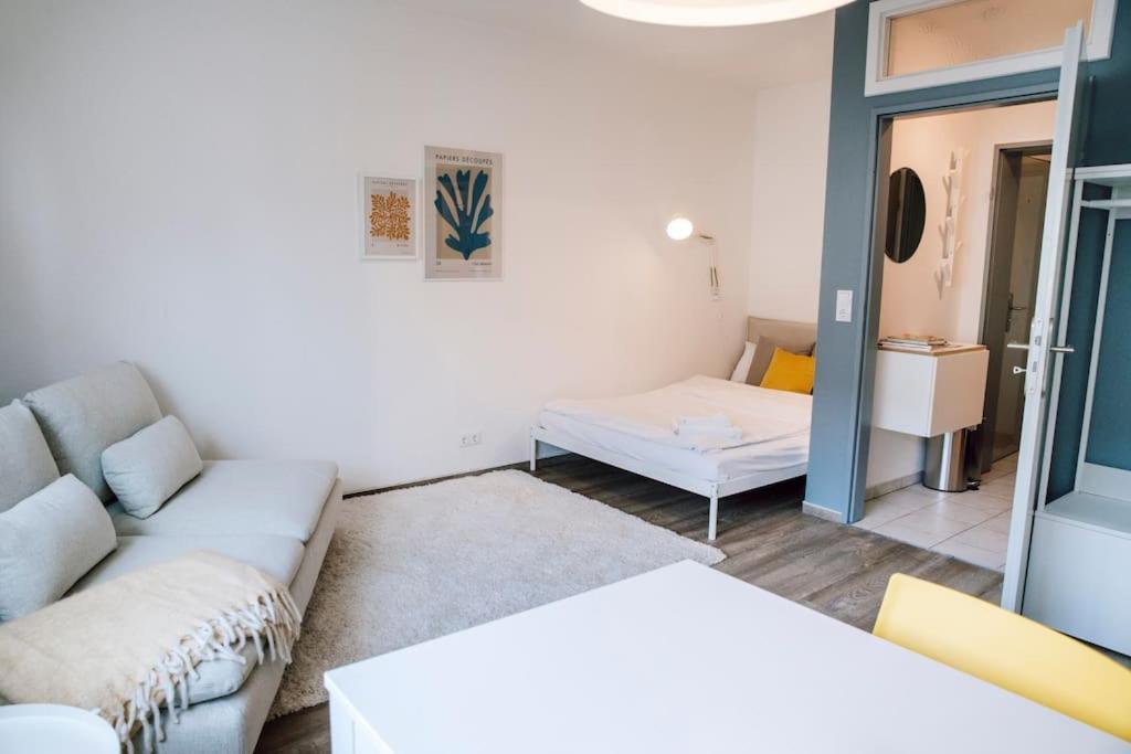 Mitten Im Zentrum Mit 24H Check-In 基尔 外观 照片